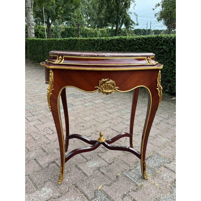 French 1900s French Louis XVI Mahogany Marble Side Table For Sale - Image 3 of 17