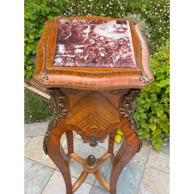 Antique French Louis XV Style Marble-Top Parquetry Jardinière Stand With Bronze Mounts For Sale - Image 4 of 11