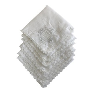 1930s English Traditional Hand Embroidered Linen Napkins - Set of 6 For Sale