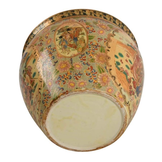 Satsuma Large Hand-Painted Chinoiserie Satsuma Fishbowl Planter For Sale - Image 4 of 4