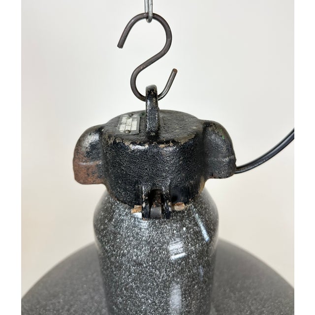 Metal Large Industrial Grey Enamel Factory Lamp with Cast Iron Top from Elektrosvit, 1960s For Sale - Image 7 of 18