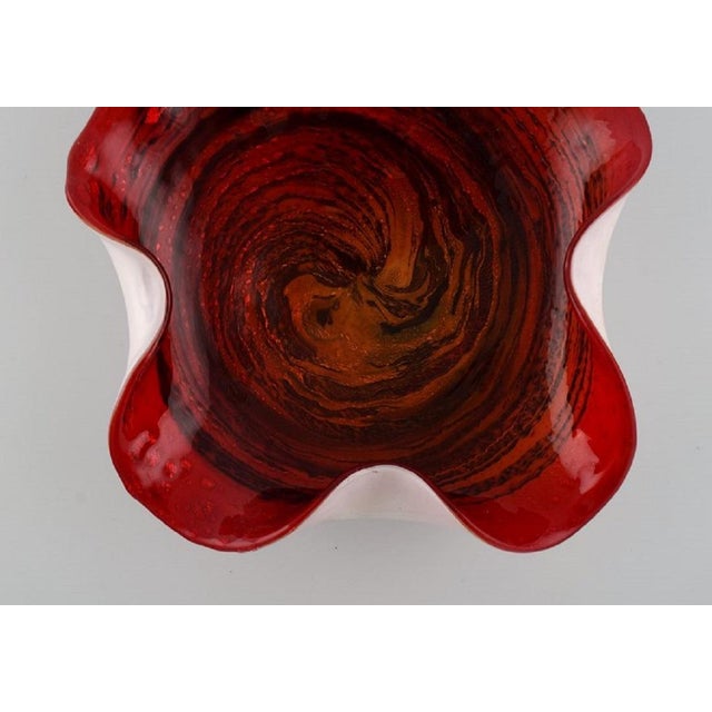 Large Mouth-Blown Art Glass Leaf-Shaped Murano Bowl with Wavy Edges, 1960s For Sale - Image 3 of 7