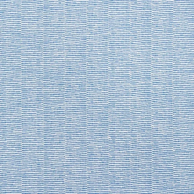 Abstract Sample - Schumacher Promenade Indoor & Outdoor Fabric in Marine For Sale - Image 3 of 3