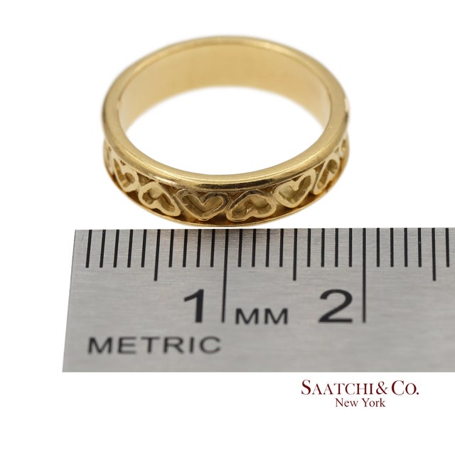 Vintage Tiffany & Co. 18k 750 Solid Yellow Gold Heart Shape Band Ring, Size 5 For Sale - Image 10 of 11