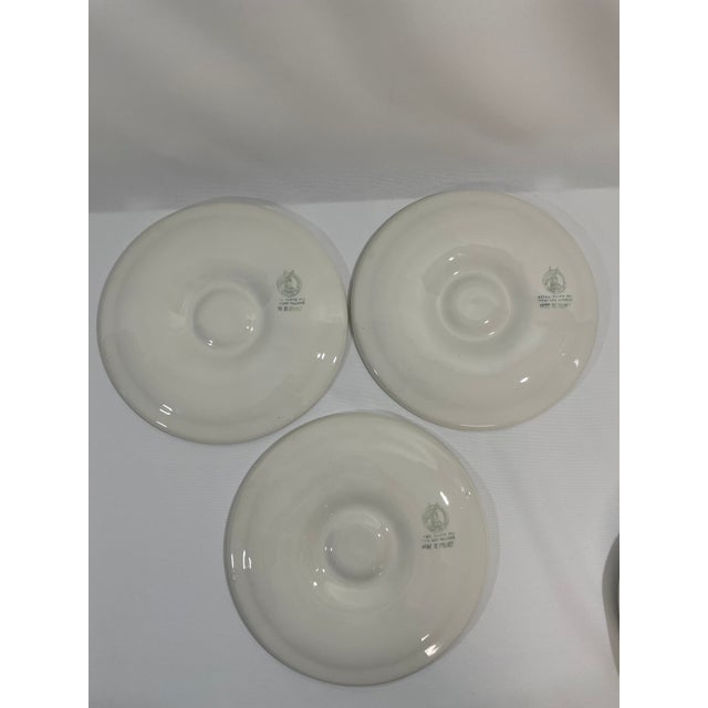 Olive 1950s French Orchies Moulin Des Loups Oyster Plates With Platter - Set of 7 For Sale - Image 8 of 17