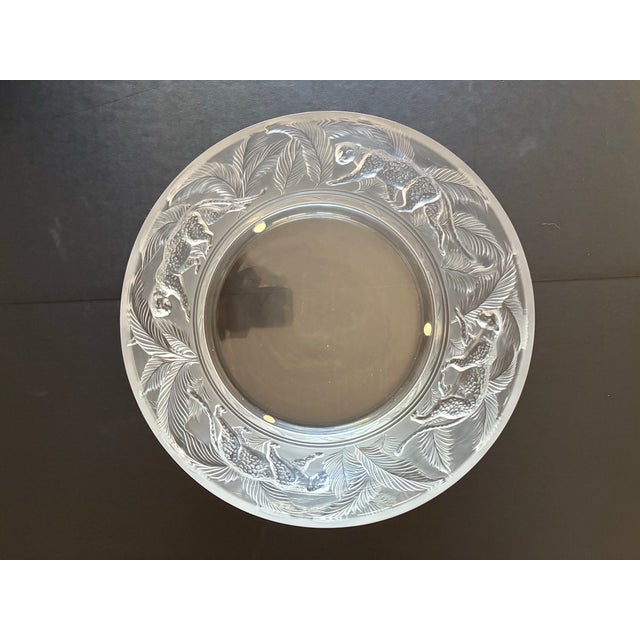 1990s Lalique Crystal Jungle Bowl, Model 1111500, Features a Detailed, Frosted Crystal Leopard Motif Surrounding the Exterior. For Sale - Image 11 of 12