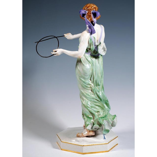 1920s Large Art Nouveau Lady Ring Thrower Figurine attributed to R. Boeltzig for Meissen, 1924 For Sale - Image 5 of 12