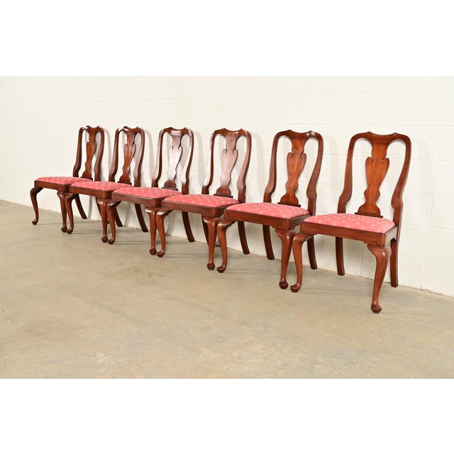 Henkel Harris Henkel Harris Queen Anne Solid Cherry Wood Dining Chairs, Set of Six For Sale - Image 4 of 13