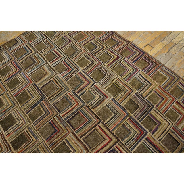 Early 20th Century 1920s Multibrown Geometric Folk Art American Hooked Rug 4'8" X 5'6" Handknotted Wool Carpet For Sale - Image 5 of 7
