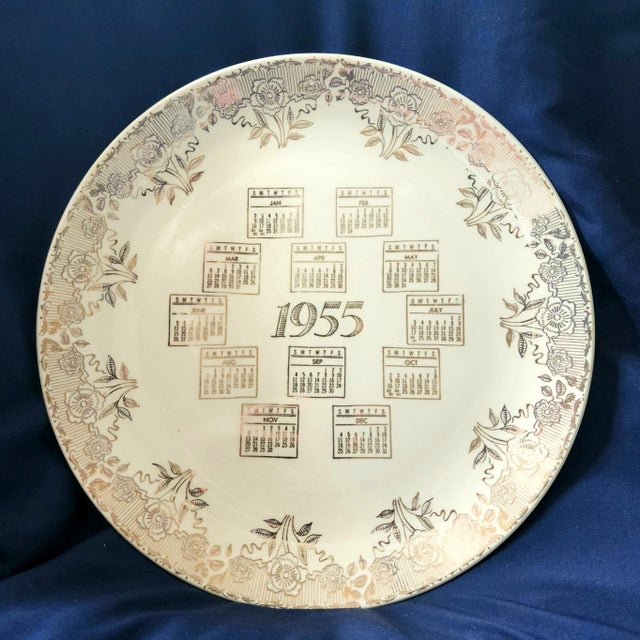 White 1955 Everbrite Calendar Plate With 22k Gold Trim For Sale - Image 8 of 8