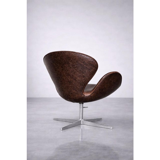 Mid-Century Modern Danish Brown Leather Swan Chair by Arne Jacobsen for Fritz Hansen, 1958 For Sale - Image 14 of 18
