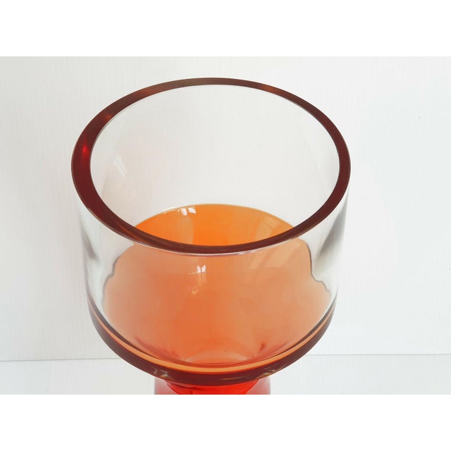 Very good overall condition except for a small chip on the neck. Height 34.2 cm. Diameter 14 cm. Weight 3.3 kg....