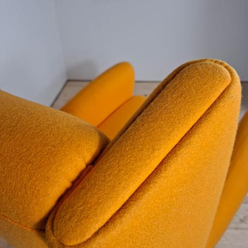 Model 110 Chair by Illum Wikkelsø for Søren Willadsen, Denmark, 1950s For Sale - Image 10 of 12