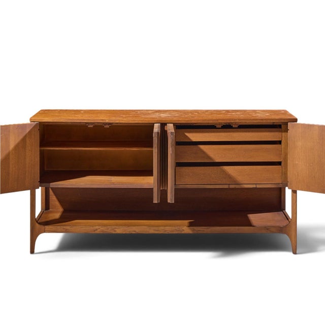 Broyhill Brasilia Mid Century Walnut Fluted Credenza For Sale In Chicago - Image 6 of 11