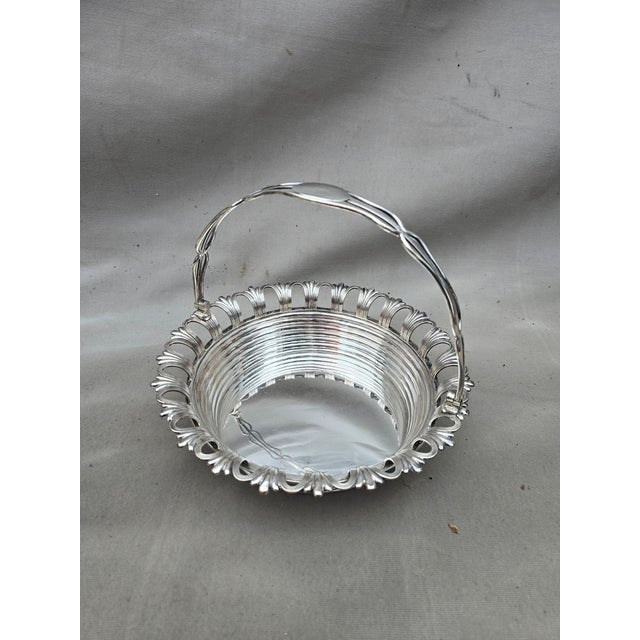 Mid-Century Modern Silver Plated Basket by Sheffield For Sale - Image 3 of 10