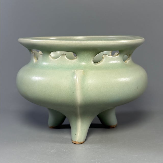 Chinese Vintage Chinese Celadon Pierced‑Rim Tripod Vessel, Collectible Decorative Ceramic Censer For Sale - Image 3 of 8