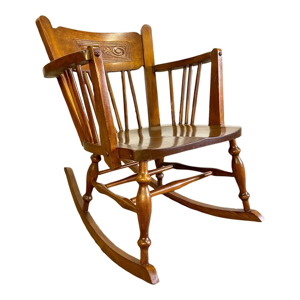Japanese vintage Akita woodwork Rocking chair with attractive 