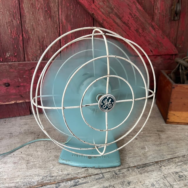 Vintage General Electric 1950s Aqua Blue Metal Oscillating Desk Fan - 10" Blades 14" Tall For Sale - Image 13 of 14