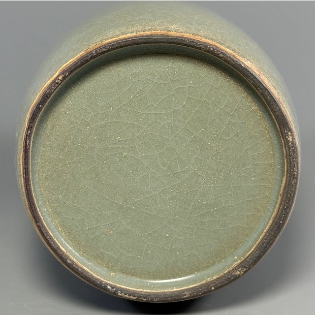 Ceramic Antique Chinese Celadon Crackle‑Glaze Mallet‑Form Vase, Collectible Antique For Sale - Image 7 of 7