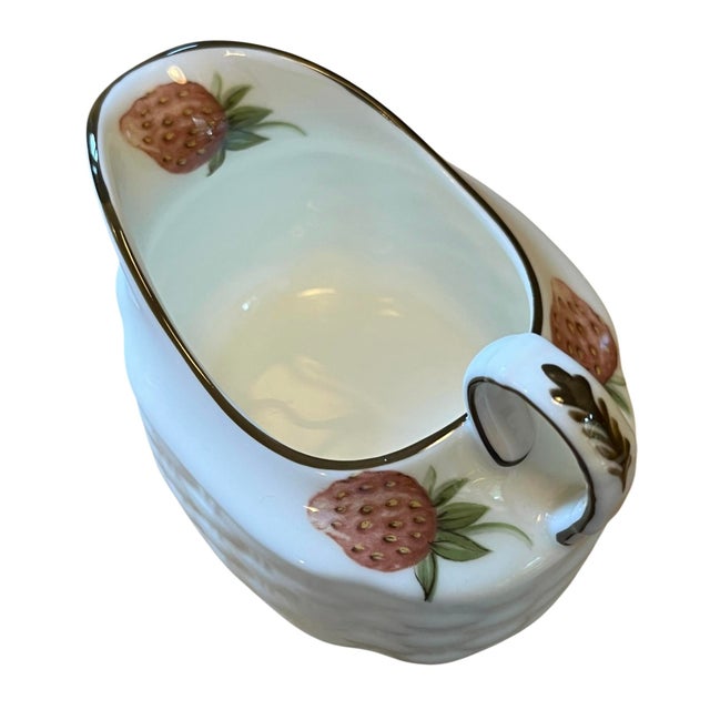 1970s Coalport Bone China Strawberry Basket With Creamer & Open Sugar For Sale - Image 9 of 14