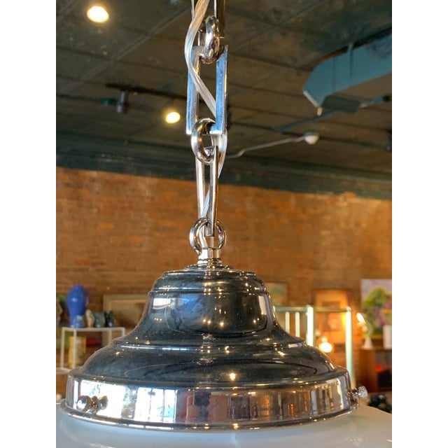 1930s 1930s Period Large Art Deco Skyscraper Pendant For Sale - Image 5 of 10