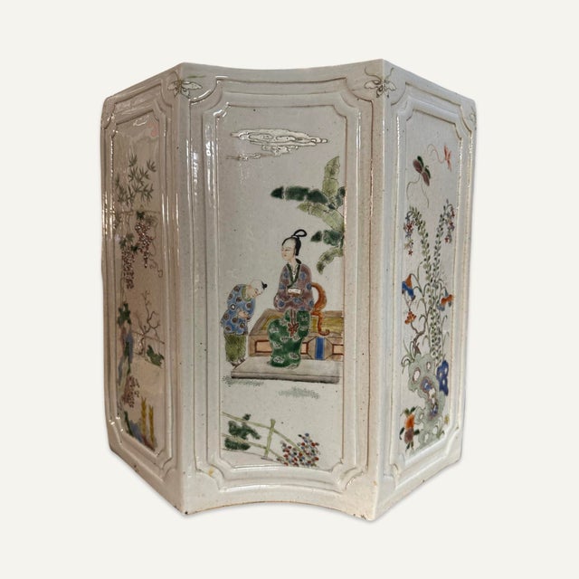 Yongzheng Period (1722-1735) Porcelain Jardiniere With Fine Enameling For Sale - Image 6 of 12