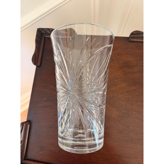 1980s Vintage j.g. Durand French 24% Lead Crystal Starburst Vase – 10” X 6” For Sale - Image 5 of 8