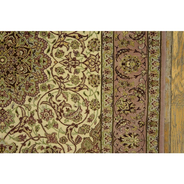 1940s Tan Sand Medallion Floral Antique Persian Isfahan Rug 3' 5'' X5' 3'' Handknotted Wool Carpet For Sale - Image 4 of 6