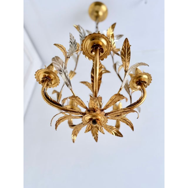 French Gilt and Silvered Tole Leaf 5-Light Chandelier, 1960s For Sale - Image 11 of 16