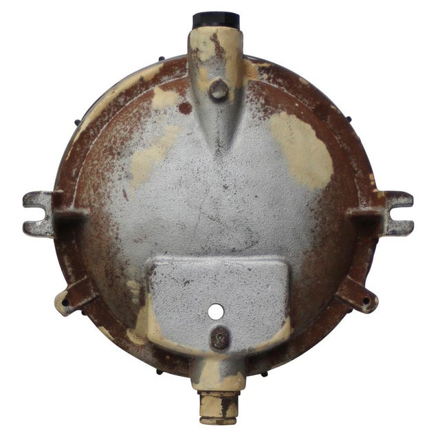 1950s Vintage French Industrial Wall Light in Cast Iron and Clear Glass For Sale - Image 5 of 6