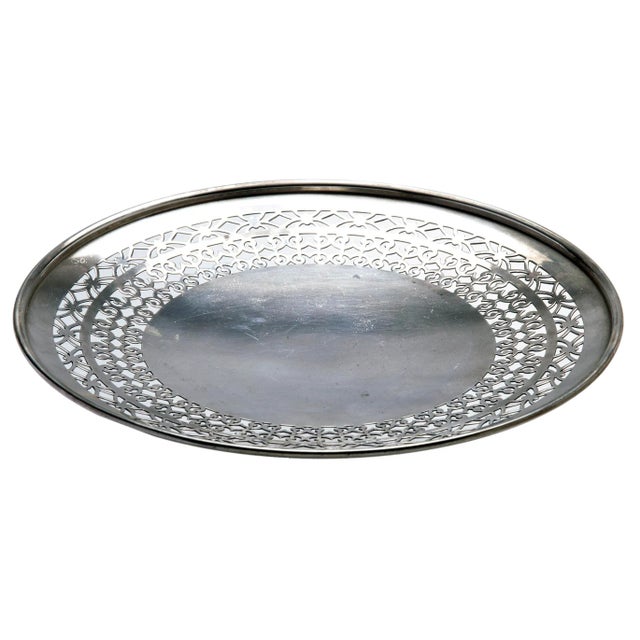 Sheffield Early 20th Century Silver Plate Round Reticulated Serving Tray For Sale - Image 4 of 9
