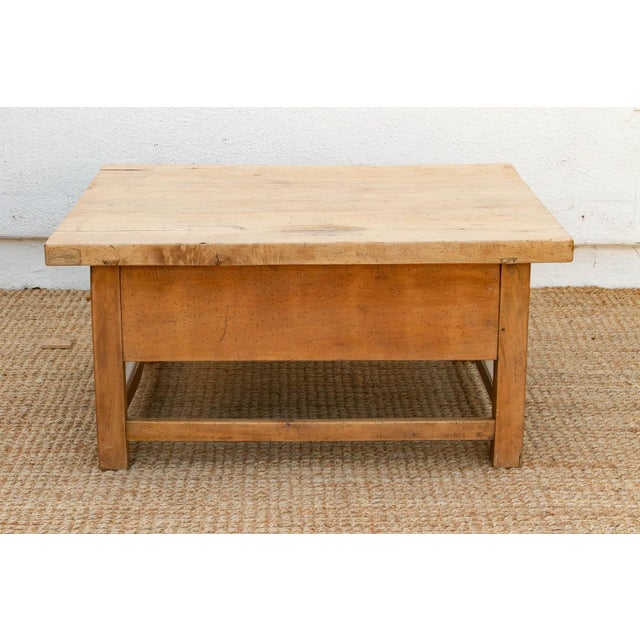 Tan 1800's English Sycamore Coffee Table W/ 1 Drawer For Sale - Image 8 of 11