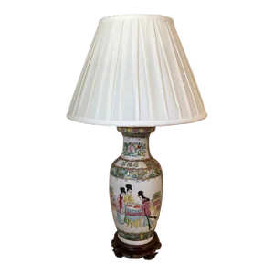 1990s Oriental Porcelain Table Lamp