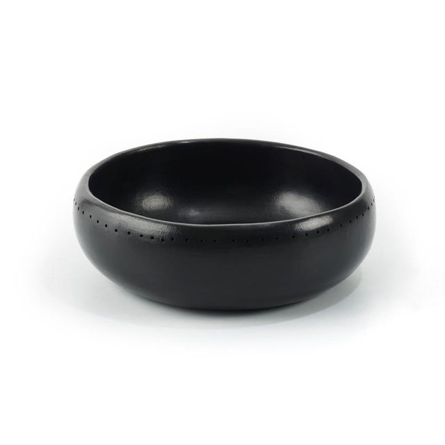 Small bowl Barro dining by Sebastian Herkner Materials: Heat-resistant Black ceramic. Technique: Glazed. Oven cooked and...