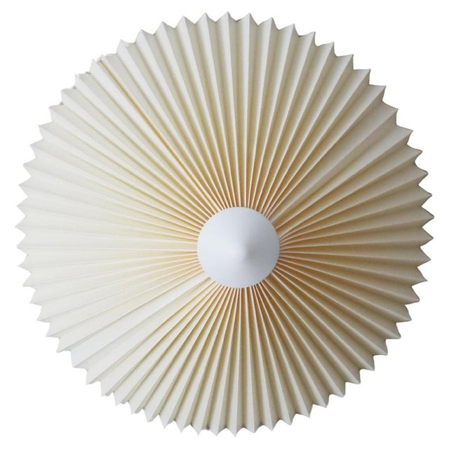 White Pleated Rosetta 40 Wall Lamp from Lyfa, Denmark, 1980s For Sale - Image 10 of 10