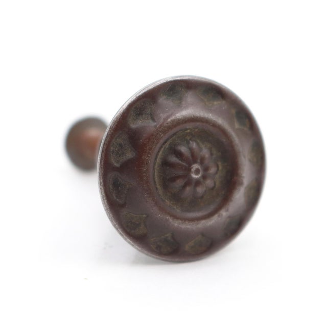 Traditional Pair of Vintage 1 In. Steel Floral Cabinet Drawer Knobs For Sale - Image 3 of 5