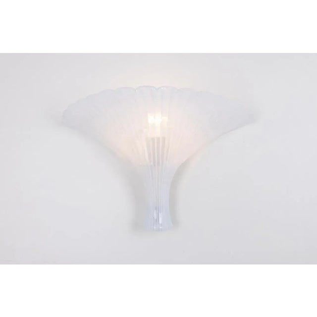 White Large Murano Glass Wall Sconce attributed to Barovier & Toso, Italy, 1970s For Sale - Image 8 of 13