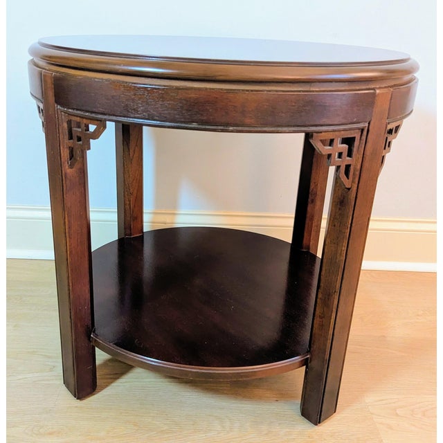 Chippendale Drexel Heritage Chinese Chippendale Banded Mahogany Side Table Round For Sale - Image 3 of 9