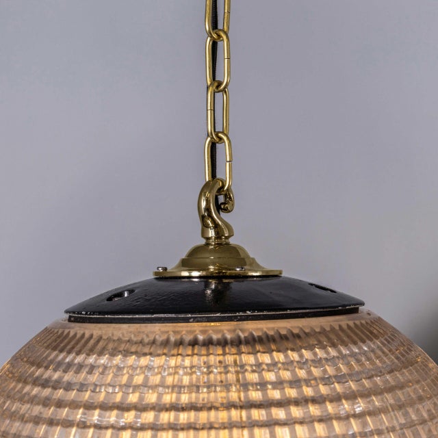 Vintage Holophane Parisian Glass Globe Lamp, 1960s For Sale - Image 6 of 18