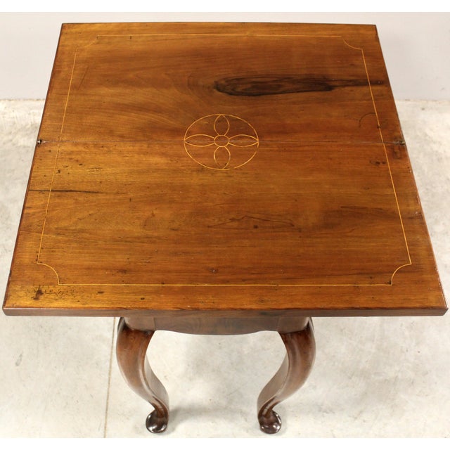 18th Century Louis XV Italian Table Console in Walnut For Sale - Image 11 of 16