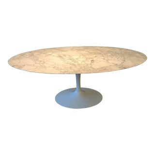 Mid-Century Modern Saarinen Dining Table For Sale