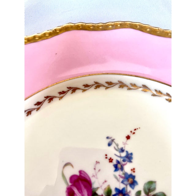 Mid-20th Century Royal Doulton Pink & Gold Scalloped Dinner Plates - Set of 12 For Sale - Image 9 of 12