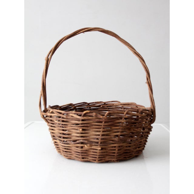 Mid 20th Century Vintage Wicker Basket With Handle For Sale - Image 5 of 11