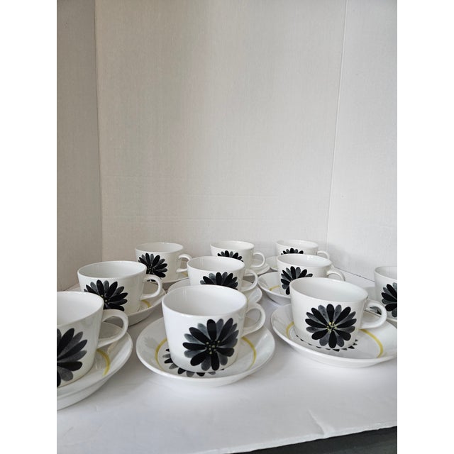1960s Mid Century Modern Arabia Made in Finland Lea Pattern - 31 Pcs For Sale - Image 12 of 12