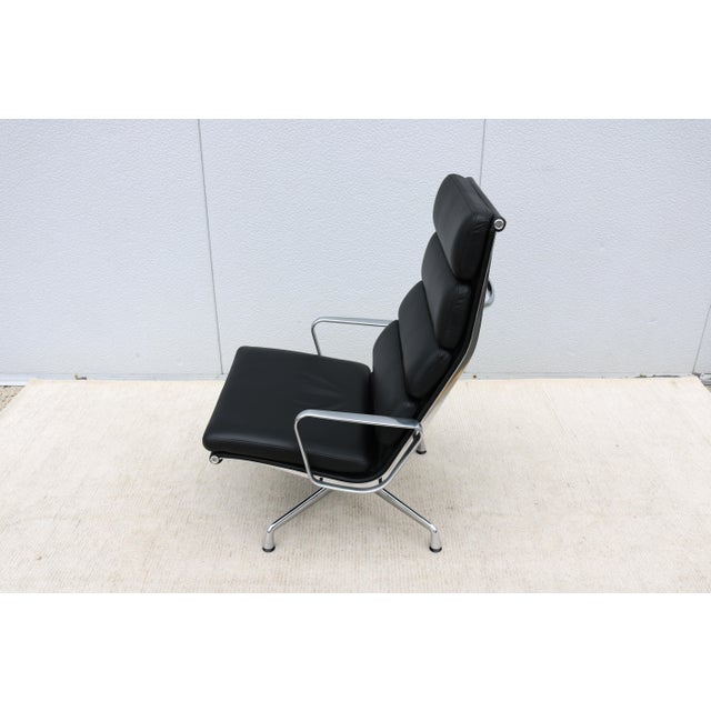 Mid-Century Modern Herman Miller Eames Soft Pad Lounge Chair in Black Leather For Sale - Image 11 of 18