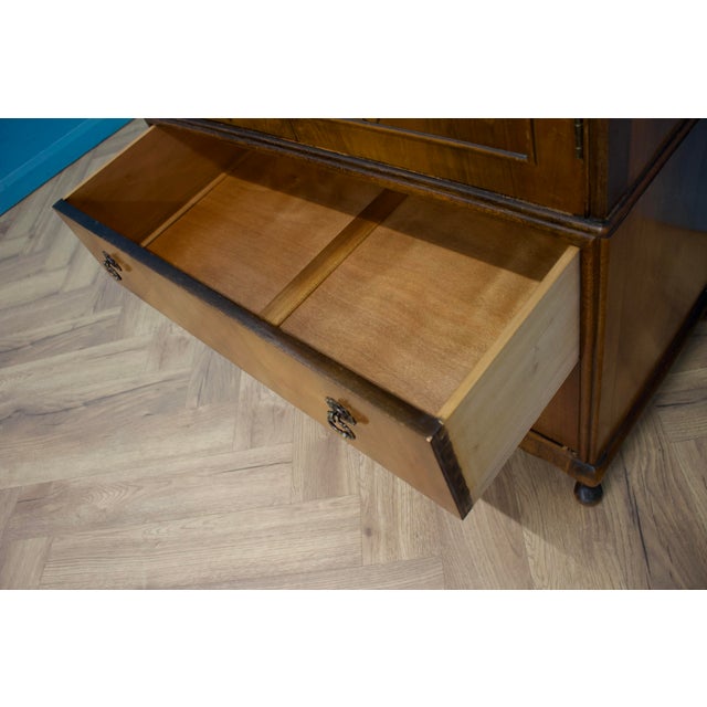 British Art Deco Style Tallboy Linen Cabinet from Beithcraft, 1940s For Sale - Image 6 of 8