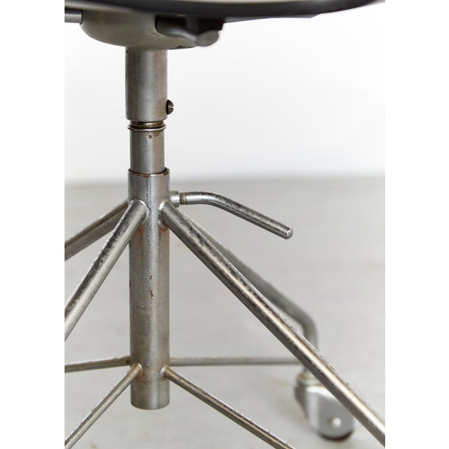 Model 3115 Mosquito Munkegaard School Chair by Arne Jacobsen for Fritz Hansen, 1960s For Sale - Image 11 of 17
