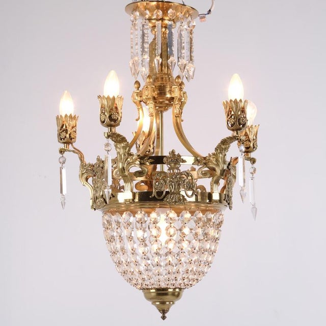 Gold Antique French 5-Arm Chandelier in Crystal and Gilt Bronze, 1890 For Sale - Image 8 of 9