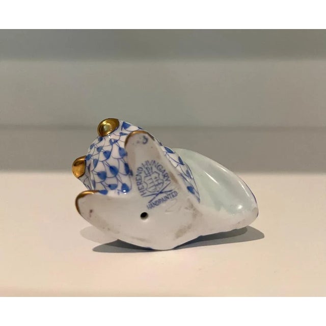 2000 - 2009 Herend Blue Fishnet With 24k Gold "One Ear Up" Rabbit Figurine For Sale - Image 5 of 5