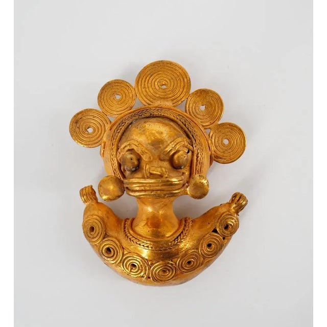 Metal Colombian Taïrona Tumbago Statuette of Spiral Woman For Sale - Image 7 of 7